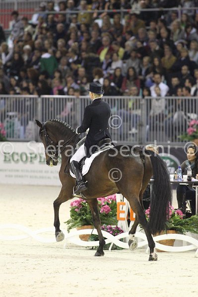 JORGENSEN_FBW DE VITO_MILANO_2011_SS3_0201.jpg